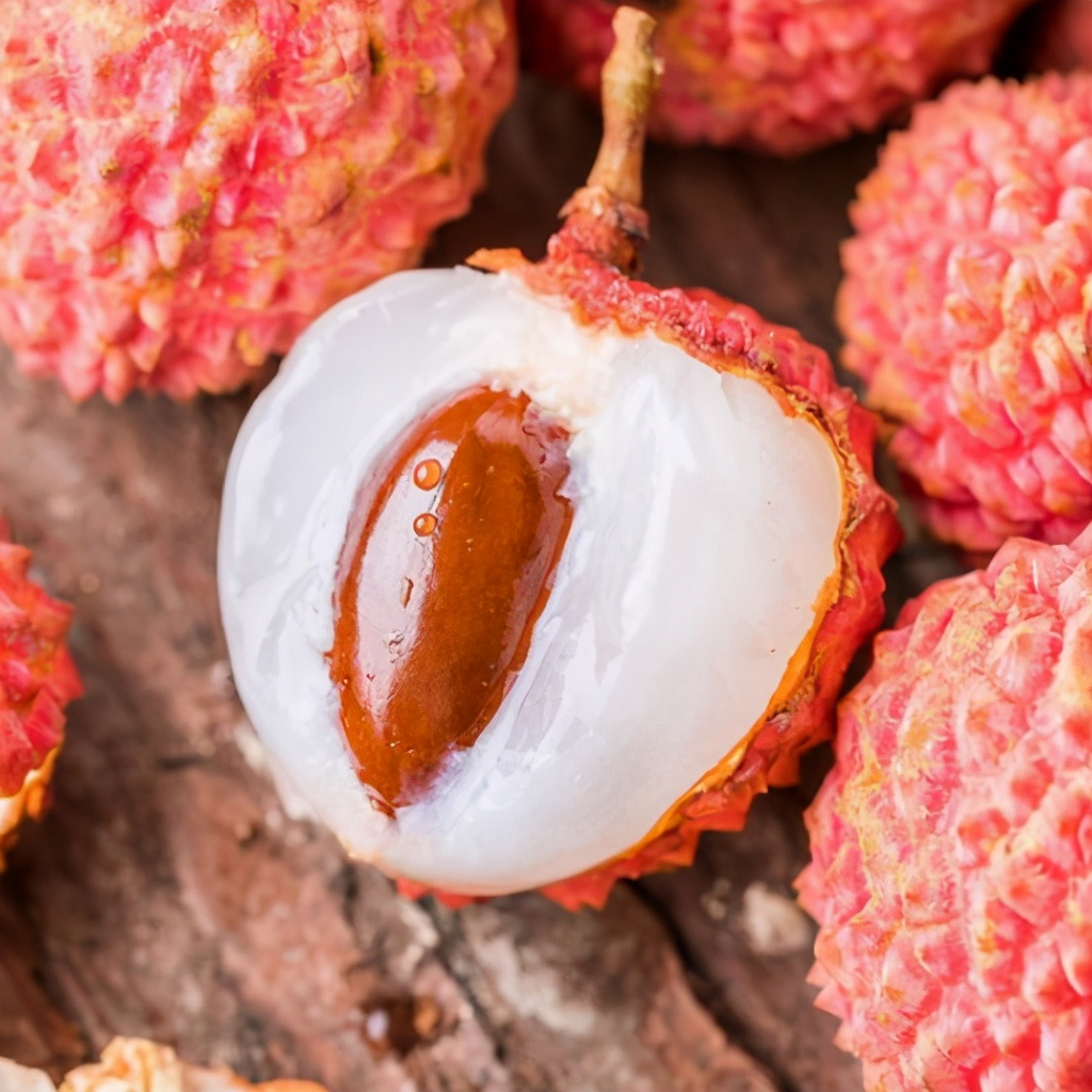 新鲜 荔枝 1kg (称重) | Fresh Lychees 1kg (weight)