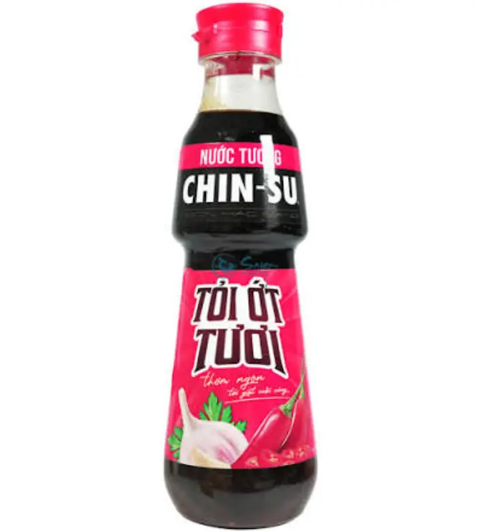 CHIN SU Valkosipuli-chilinmakuinen soijakastike330ml | 蒜香辣椒酱油 330ml