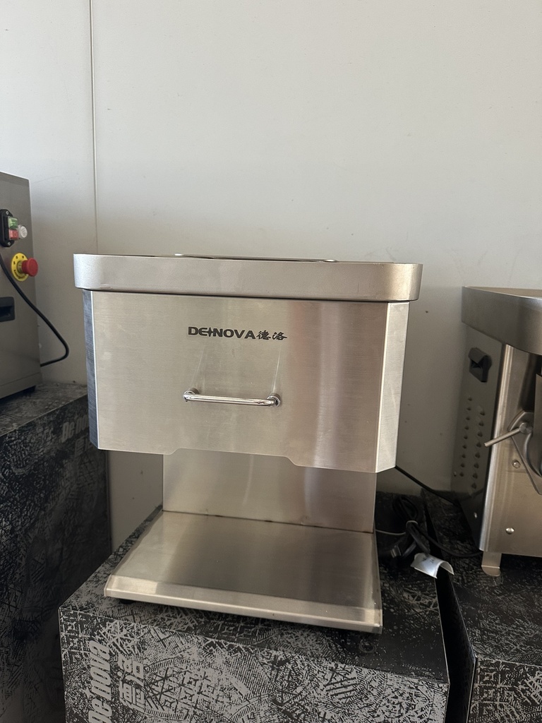 大号切肉机 / 台 | Large Meat Cutting Machine